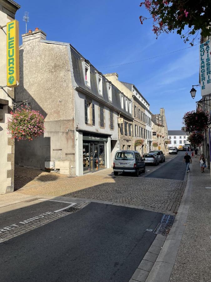 Ker Uhel - Charmant Appartement Plein Centre Saint-Renan エクステリア 写真