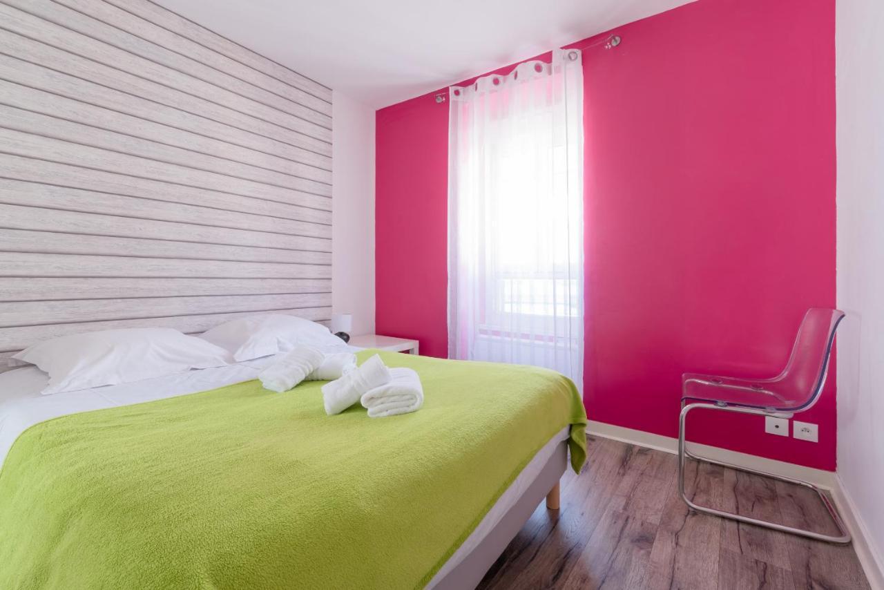 Ker Uhel - Charmant Appartement Plein Centre Saint-Renan エクステリア 写真