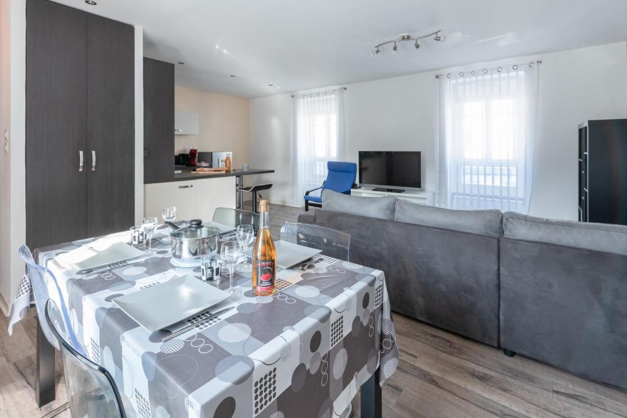 Ker Uhel - Charmant Appartement Plein Centre Saint-Renan エクステリア 写真