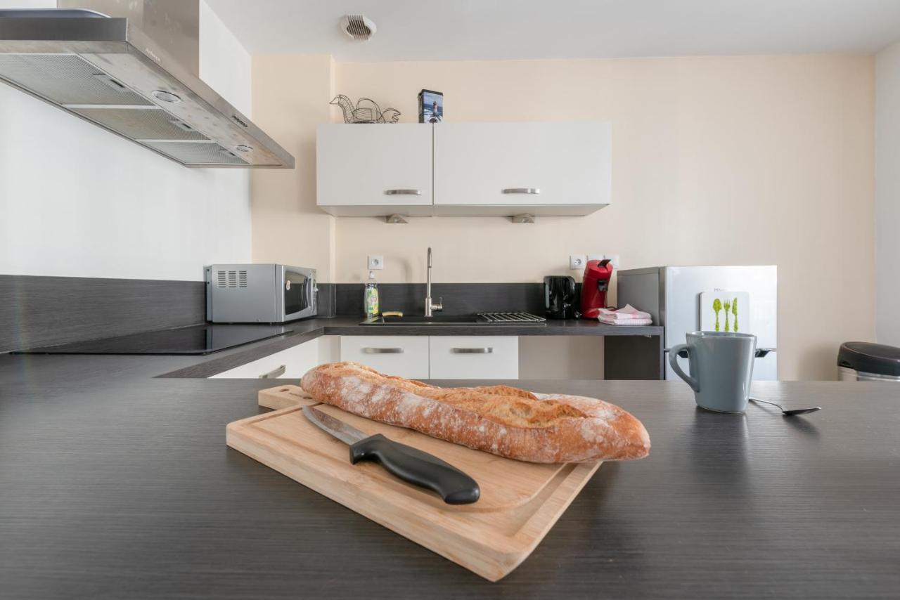 Ker Uhel - Charmant Appartement Plein Centre Saint-Renan エクステリア 写真
